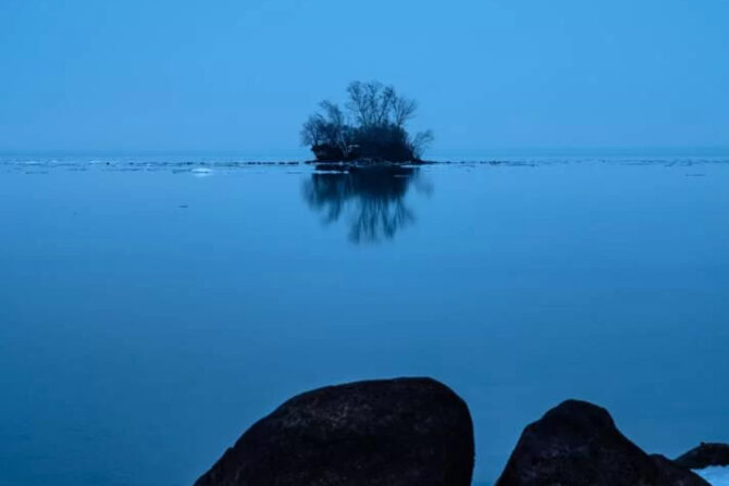 Washburn-Harbor-1080×720 Lake with rocks in foreground