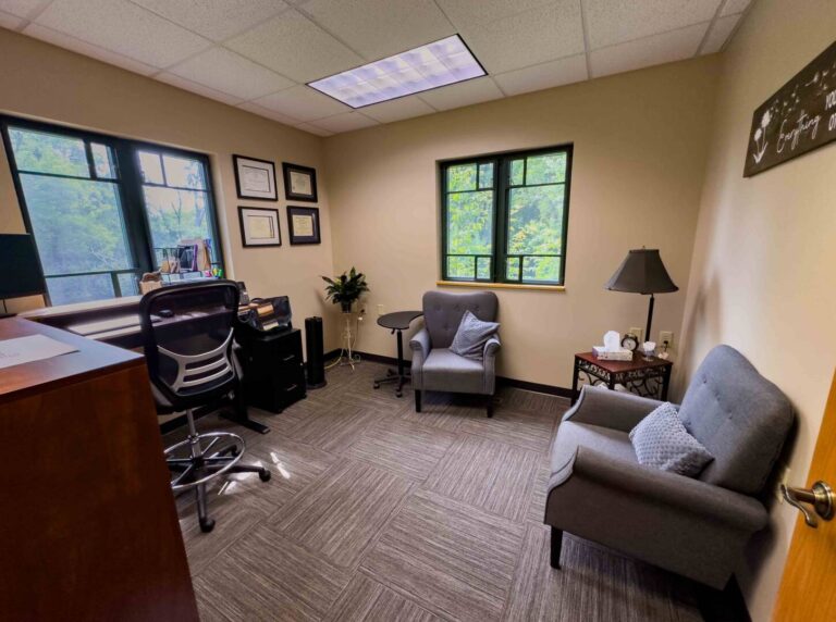 Cumberland Clinic Behavioral Health Office 1 768x572