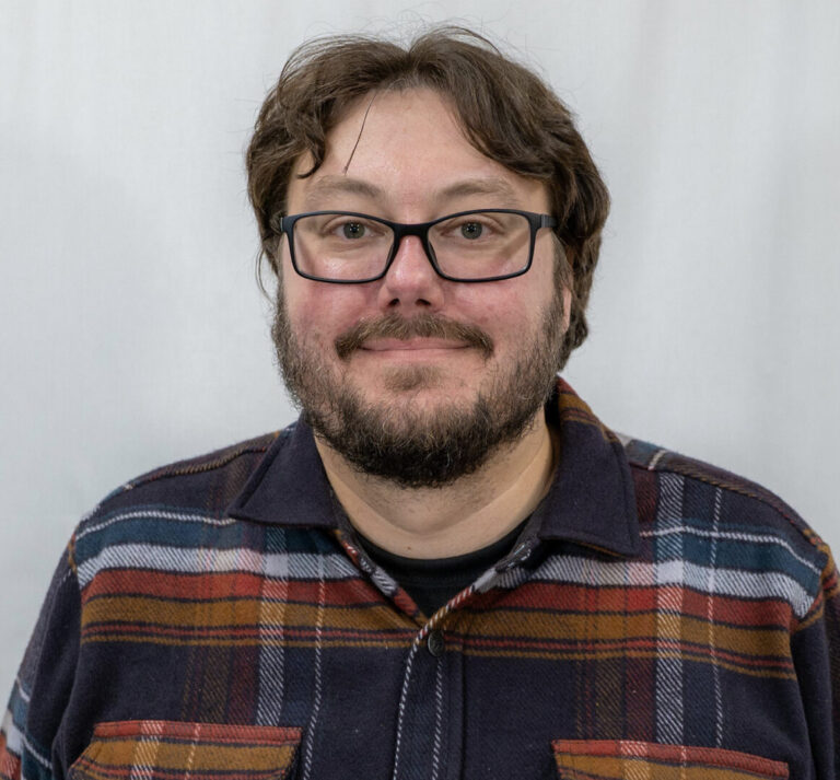 Web GradyONeil 768x713